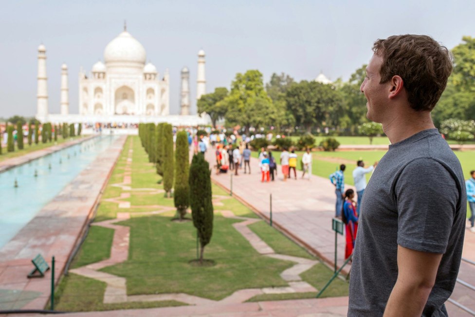http://timesofindia.indiatimes.com/tech/tech-news/Mark-Zuckerberg-visits-stunning-Taj-Mahal/articleshow/49553427.cms